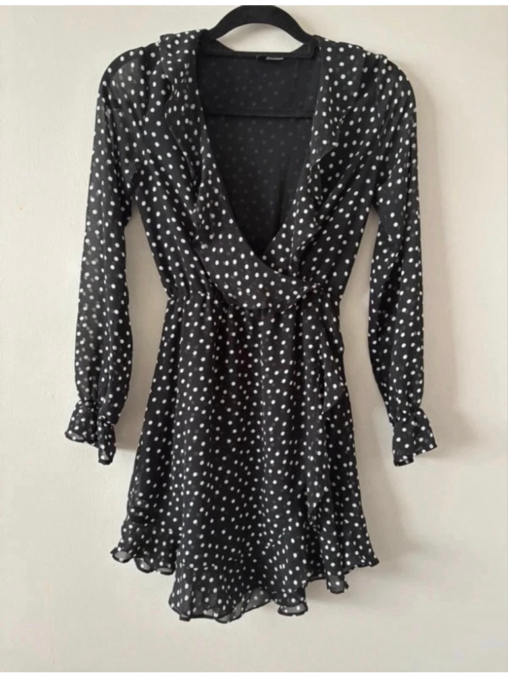 H&M Black Polka Dot Wrap Dress Sheer Sleeve Ruffle Mini Size 4 🖤 - Picture 4 of 5